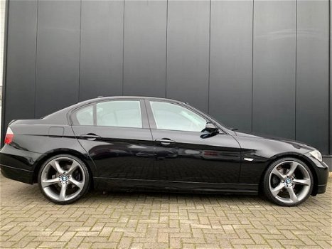 BMW 3-serie - 325i high exe '07/orgNl/aut/19'lmv/navi/nap/zr mooi - 1
