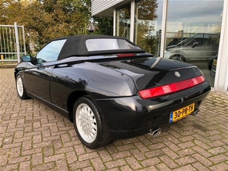 Alfa Romeo Spider - 3.0 V6 - 1