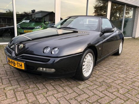 Alfa Romeo Spider - 3.0 V6 - 1