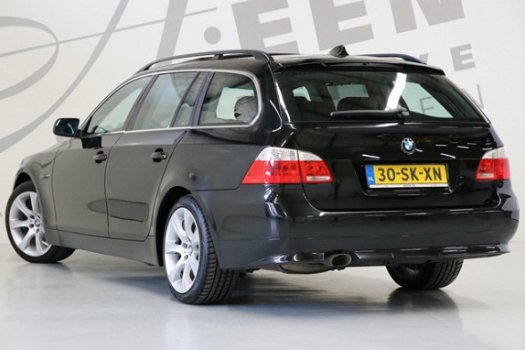 BMW 5-serie Touring - 520d Panoramadak/Trekhaak - 1