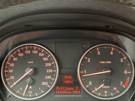 BMW 3-serie Touring - 316i Business Line Sport M - Pakket | Airconditioning | Cruise control | Parke - 1