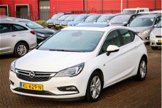 Opel Astra - 1.6 CDTI Business+ 5-DEURS, Comfort pakket, Navi, Apple Carplay/Android Auto, Schuif/Ka