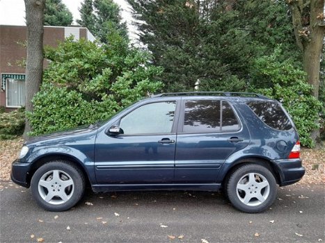 Mercedes-Benz M-klasse - ML 270 CDI Automaat AMG opt. (Leder/Airco/trekhaak) Van - 1