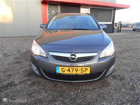 Opel Astra Sports Tourer - 1.4 Turbo Edition - 1