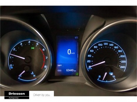 Toyota Auris Touring Sports - 1.2T Dynamic (Navigatie - Climate control - Keyless) - 1