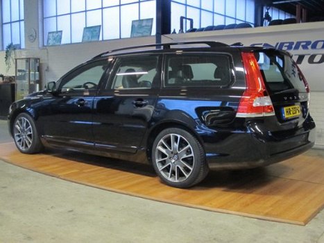 Volvo V70 - 2.0 D3 Black Edition - 1