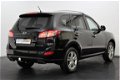 Hyundai Santa Fe - 2.4i 175pk CVVT Style *Trekgewicht 2000kg* | Navigatie | Leder | Trekhaak | Camer - 1 - Thumbnail