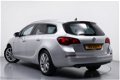 Opel Astra Sports Tourer - 1.4T Leder Sportstoelen Navigatie Climate Control Dealer onderhouden - 1 - Thumbnail