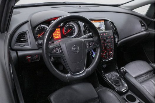 Opel Astra Sports Tourer - 1.4T Leder Sportstoelen Navigatie Climate Control Dealer onderhouden - 1