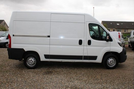 Peugeot Boxer - 2.0 BlueHDI 130PK L2H2 Pro Airco - 1