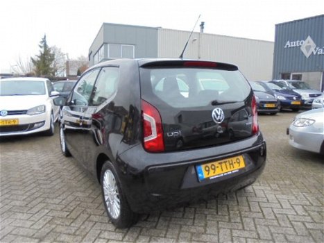 Volkswagen Up! - 1.0 high up BlueMotion Airco. Elek. Pakket. APK 04-2020 - 1