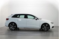 Audi A3 Sportback - 1.2 TFSI Attraction Pro Line plus Xenon-LED Navigatie 18"Lm Climate Control