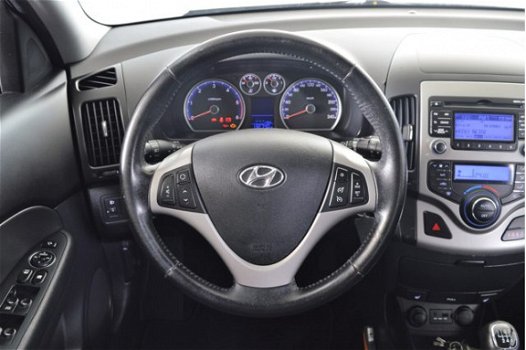 Hyundai i30 CW - 1.6 CRDi 90PK Active Cool | ECC | PDC | Trekhaak | Cruise | LM - 1