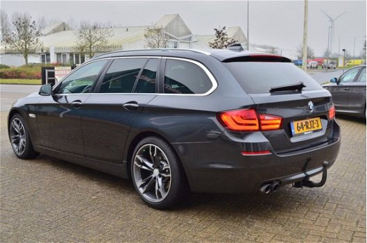 BMW 5-serie Touring - 3.0D High Exe 299pk *NaviPro, Leder, Xenon, Clima - 1