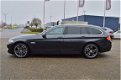 BMW 5-serie Touring - 3.0D High Exe 299pk *NaviPro, Leder, Xenon, Clima - 1 - Thumbnail