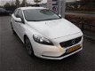 Volvo V40 - 2.0 D4 Base Business 190 pk Navigatie+Trekhaak - 1 - Thumbnail