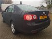 Volkswagen Jetta - 1.6 FSI Comfortline mooie gave perfect lopende auto - 1 - Thumbnail