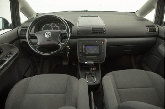 Volkswagen Sharan - 1.8 Turbo Comfortline Automaat - 1