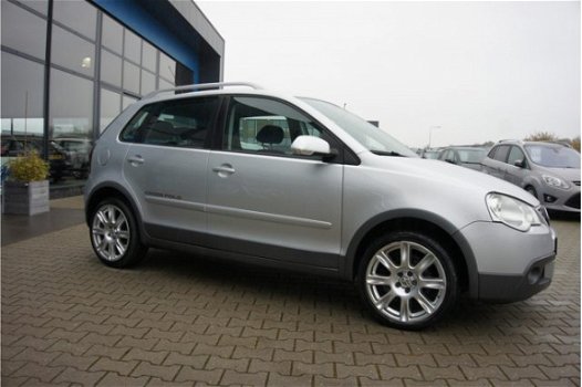 Volkswagen Polo - 1.4-16V Cross - 1