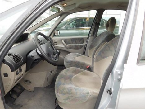 Citroën Xsara Picasso - 1.8i-16V CLIMATE CONTROL - 1