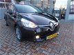 Renault Clio Estate - 0.9 TCe Night&Day NAVI PDC - 1 - Thumbnail