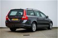 Volvo V70 - 2.5T Momentum 2008 Trekhaak - 1 - Thumbnail