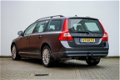 Volvo V70 - 2.5T Momentum 2008 Trekhaak - 1 - Thumbnail