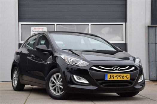 Hyundai i30 - 1.6 GDI i-Drive Cool Plus NAVI/CRUISE/AIRCO - 1