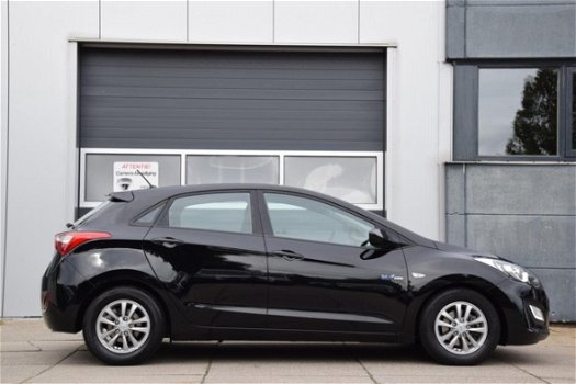 Hyundai i30 - 1.6 GDI i-Drive Cool Plus NAVI/CRUISE/AIRCO - 1