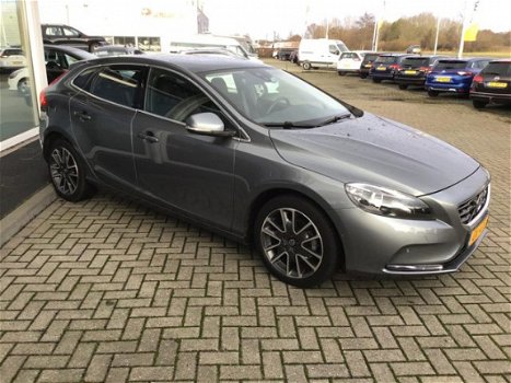 Volvo V40 - 2.0 D2 Ocean Race Business - 1