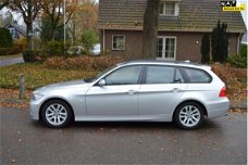 BMW 3-serie Touring - 318d Introduction EXPORTPRIJS navi/MFS/NAP/cruise