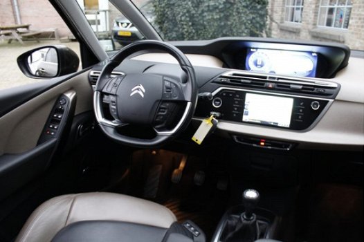 Citroën C4 Picasso - 1.6 157 PK Exclusive Navigatie, Leder, JBL, P-Assist, 360° Camera, Memory, ECC - 1