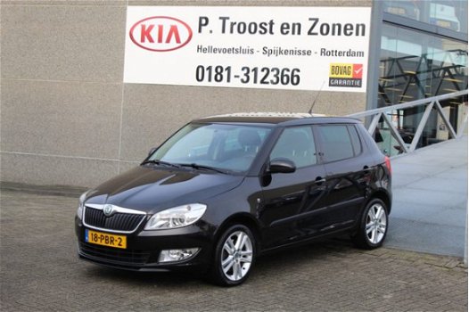 Skoda Fabia - 1.2 TSI Dynamic Automaat/Navigatie/Climate controle/Cruise controle/Parkeersensoren ac - 1