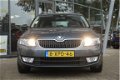 Skoda Octavia Combi - 1.2 TSI Ambition Businessline NL-Auto Nav/climate - 1 - Thumbnail