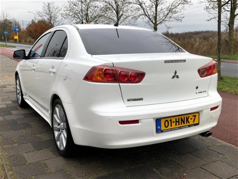 Mitsubishi Lancer Sports Sedan - 1.8 Instyle - 1