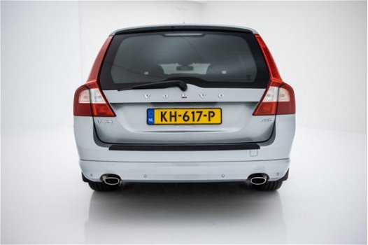 Volvo V70 - 3.0 T6 AWD Summum Aut. Navi Memory Xenon - 1