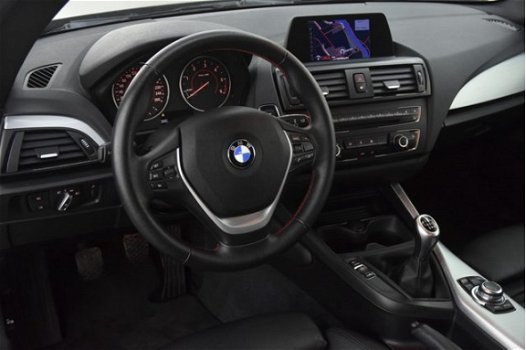 BMW 1-serie - (J) 116d High Executive Sport [xenon, navi, lederen sportstoelen] - 1