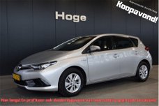 Toyota Auris - 1.8 Hybrid Now Automaat ECC Rijklaarprijs Inruil Mogelijk