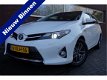 Toyota Auris Touring Sports - 1.8 Hybrid Lease Xenon Pano Leder Navi Camera Actie - 1 - Thumbnail