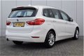 BMW 2-serie Gran Tourer - 216d Corporate Lease Essential Automaat - 1 - Thumbnail