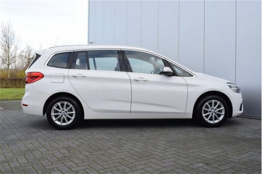 BMW 2-serie Gran Tourer - 216d Corporate Lease Essential Automaat - 1