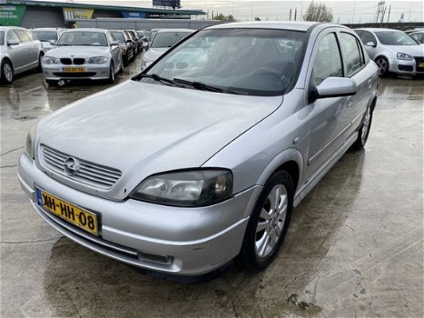 Opel Astra - 1.8 16V - 1