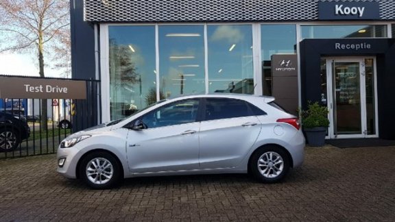 Hyundai i30 - 1.6 GDI Go NAVIGATIE - 1