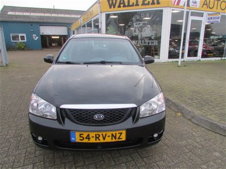 Kia Cerato - 2.0-16V Sport 