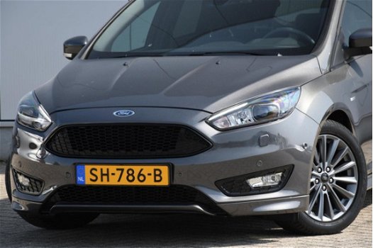 Ford Focus - 1.0 EcoBoost 125pk 5-deurs ST Line | NAVI | XENON | PARK ASSIST - 1