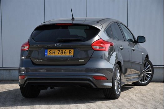 Ford Focus - 1.0 EcoBoost 125pk 5-deurs ST Line | NAVI | XENON | PARK ASSIST - 1