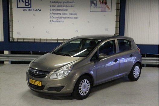 Opel Corsa - 1.2-16V '111' Edition NAP / 2e EIG / AIRCO / TOPPER - 1