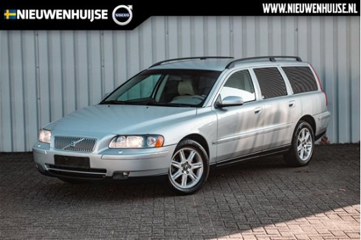 Volvo V70 - 2.5T 210 pk Momentum Youngtimer, lage bijtelling - 1