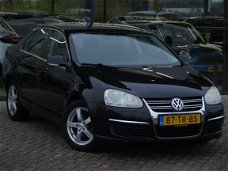 Volkswagen Jetta - 1.6 FSI 115 PK COMFORTLINE | CRUISE | CLIMATE | TREKHAAK