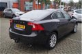 Volvo S60 - T3 Momentum incl. Trekhaak - 1 - Thumbnail